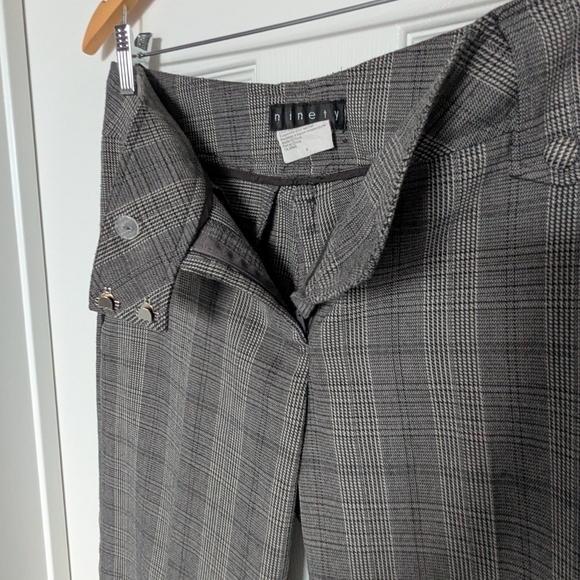 Ninety Women's (Size 8) Plaid/Houndstooth Flared Pants w/ Black Lace Accents - Picture 4 of 16